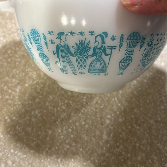 Pyrex vintage Amish Butterprint Conderella  bowls #444, 4Qt, #441, 1-1/2Qt - Picture 7 of 13